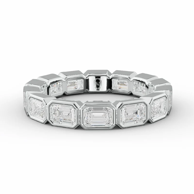 Halo - Style Women's Diamond Rings with a Center Diamond Surrounded by Smaller Diamonds in 18K Gold2.0 Carat East West Bezel Set Emerald Cut Diamond Eternity Band