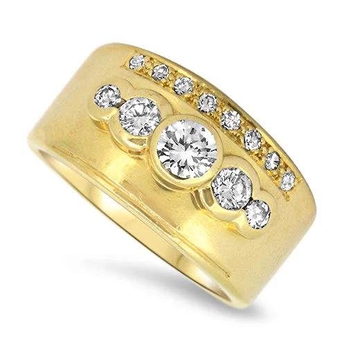 Women's Diamond Rings with Side - Stone Pave Setting for a Sparkling and Continuous Shine0.70ct Diamond Ring in 18k Yellow Gold