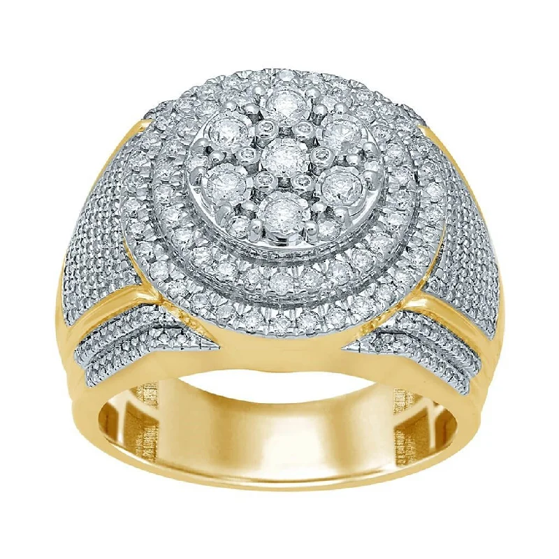 Halo - Style Women's Diamond Rings with a Center Diamond Surrounded by Smaller Diamonds in 18K Gold10K 1.24-1.29CT D-MENS RINGS