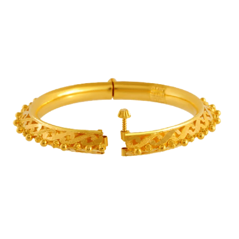 Cluster - Style Women's Diamond Rings with Multiple Small Diamonds Arranged in a Stunning Pattern22KT Yellow Gold Bangle For Women