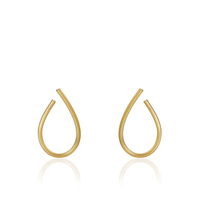 Statement hoop earringsMedium Kharisma 18K Gold Hoops