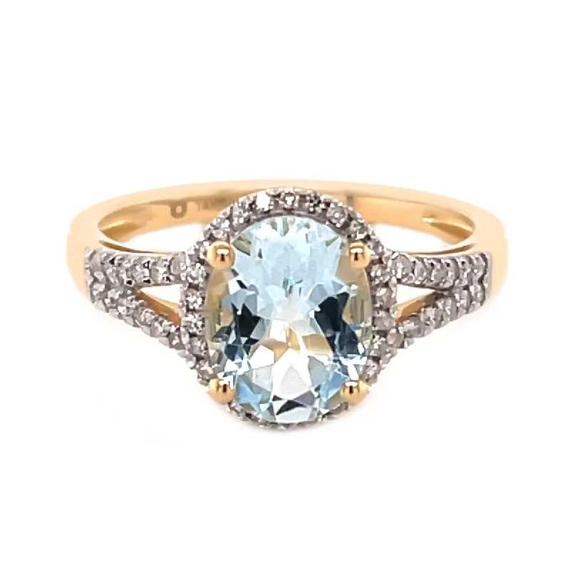 Aquamarine Gemstone Rings in 9K Gold with a Bezel Setting for a Modern and Secure Fit14lk Yellow Gold Aquamarine Gemstone Oval Halo Engagement Ring