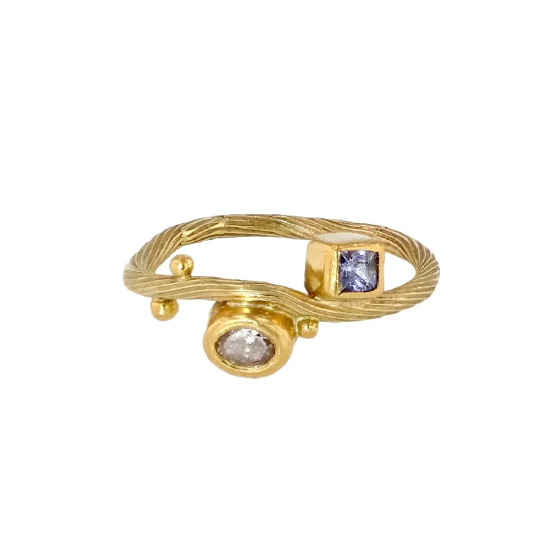 Tourmaline Gemstone Rings in 18K Two - Tone Gold with a Floral - Shaped Setting for a Feminine TouchSeafire Tip 18K & 22K Gold Ring w. Sapphire & Diamond