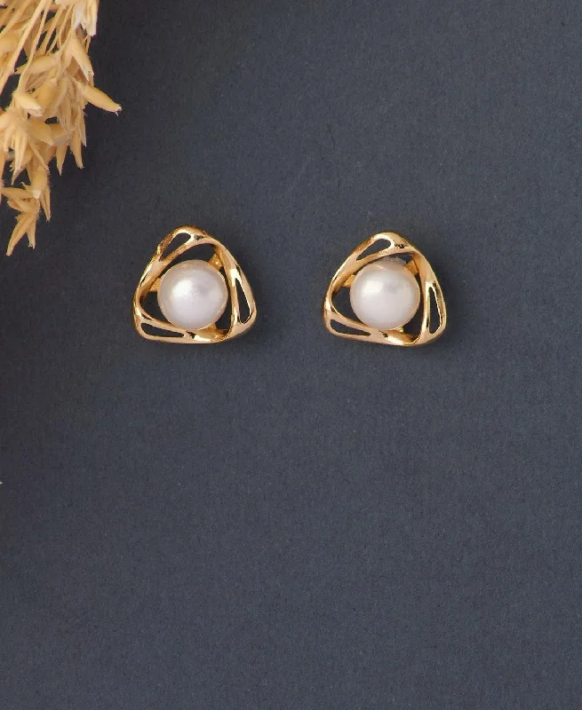 Two - Tone Gold and Silver Plated Clover Stud Earrings for a Lucky and Stylish SymbolElegant Real Pearl Stud Earring