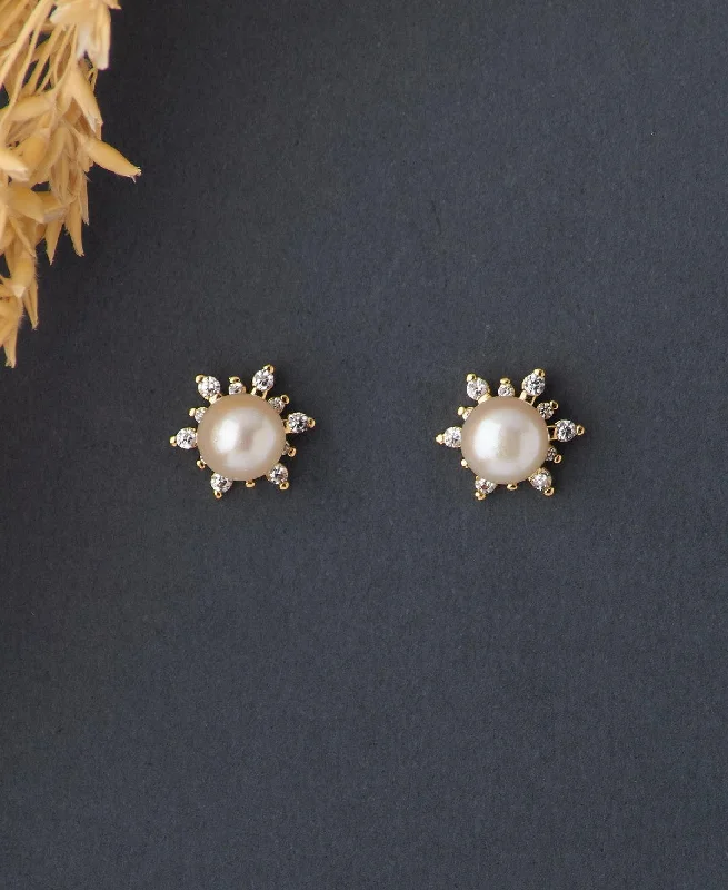 Rhinestone - Embellished Crown - Shaped Stud Earrings for a Princess - Inspired LookFloral White Stud Pearl Earring