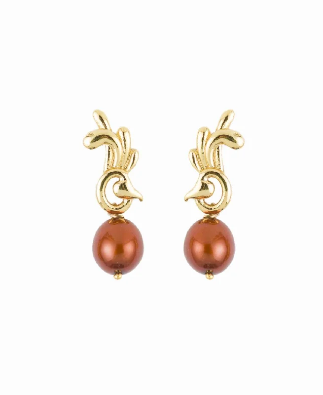 14K Gold Plated Heart - Shaped Stud Earrings for a Romantic and Feminine LookHanging drop pearl Earrings